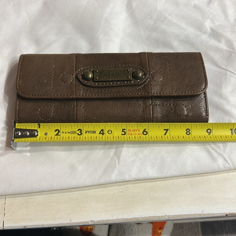 Juicy Couture wallet - Picture 4 of 9